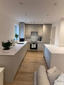 Stunning Must See Flat| Sleeps six 30 min London - Image 5