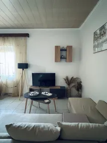 Castle View Apartment - Image 4