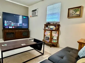 607-5 Kingwilliam Riverwalk Comfort 2 Bedrooms/1 Bathroom - Image 4