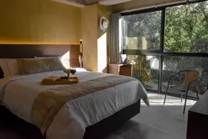 Exclusive Medellín Retreat 5 Min to Airport+Nature - Image 5