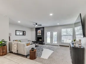 Chic 4BR Retreat - Big Backyard - Image 3