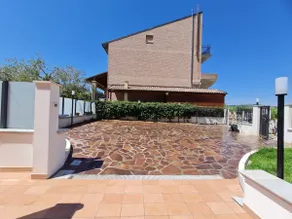 Newly built house - Image 2
