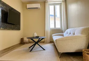 Charming 2 bedroom, all comforts - Image 4