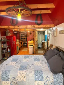 Country Cabin Inn - Image 2