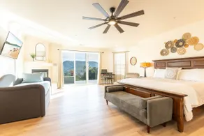 Hilltop Family Mansion - Sleeps 22+ Legoland Beach - Image 5