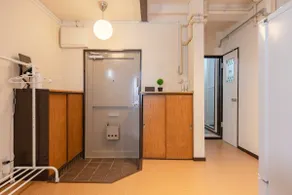 Southernville 301 · Yokohama · Isesaki Street/Nearest station 3 minutes on foot/Maximum 6 people/3 beds/47 ㎡/Washing machine with dryer - Image 2