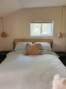 7th Street Retreat - Image 5