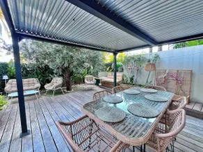 The White Promenade - Image 4