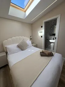 Sea Shore Suite 300m from beach with Hot tub - Image 5