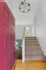 Charming Family Home in Bethany - Image 5