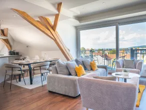 GreenTreeHomes - Penthouse Willow - Image 1