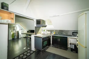 Charming Cocoon | Wi-Fi & A/C | Old Farmhouse - Image 3