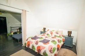 Charming Cocoon | Wi-Fi & A/C | Old Farmhouse - Image 5