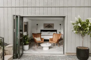 Designer Modern Mountain Escape (w/View & Hot Tub) - Image 4