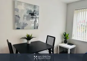 Dudley Apartment with Parking - Image 5