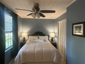 The Native-Vintage Florida Vibe in the Oldest City - Image 3