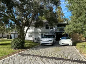 The Native-Vintage Florida Vibe in the Oldest City - Image 2