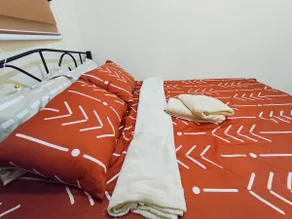 Stay w/ FREE Parking & Internet - Apartment Unit - Image 5