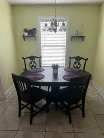 The Lewis house - Image 3