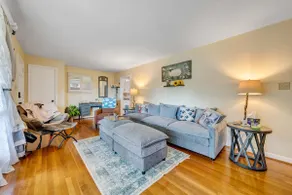 Clean and Spacious 3BR home with outdoor amenities - Image 2