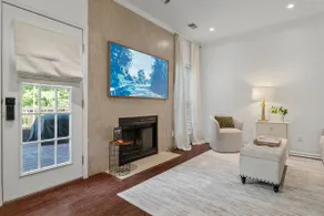 Beautiful 3 Bedroom On The River! - Image 4