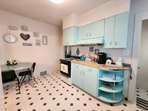 The Cozy Corner - Image 4