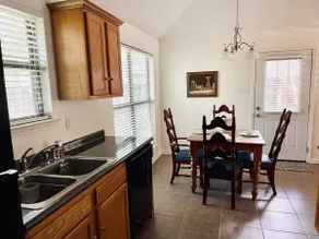 Mandeville Monthly Furnished Family Home - Image 4