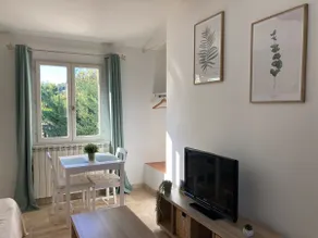 Independent studio on the first floor of a villa - Image 2