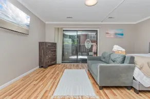 *3 Min walk to Beach*1.1 Miles to Airport* GSMC* - Image 5