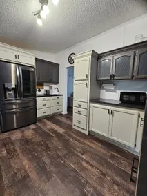 Irish Black Bear Cottage - Image 4