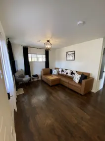 Minutes to the Square • Fire Pit • Dog Friendly - Image 2
