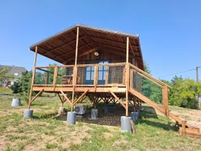The cabins of Paradise: cabin of the arts - Image 4