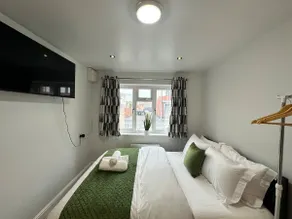 Cozy Studio - Wolverhampton - Image 3