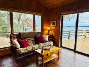 Charming Lake Eau Claire home! - Image 5