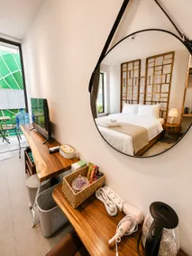 (301MSNK) Luxe Studio with Balcony & Natural Light - Image 4
