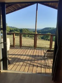 The cabins of Paradise: cabin of the arts - Image 2