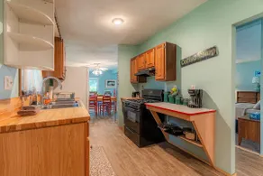 North Shore Suite at Lake Sometimes - Image 3