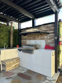 Luxury Southwest Retreat - Image 2
