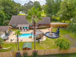 Sunshine & Whiskey |Private Pool, Hotub & Gameroom - Image 2