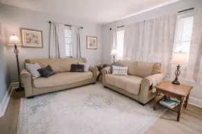 Cozy midtown 3 bedroom 1 bath - Image 2