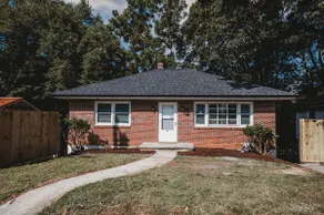 Cozy midtown 3 bedroom 1 bath - Image 4
