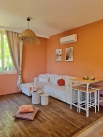 Cozy House, Near A7, Jazz, Private Parking, Fiber Optic - Image 2