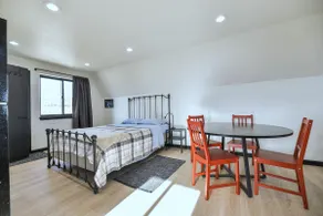 Pet-Friendly A-Frame Cabin near Royal Gorge - Image 4