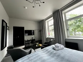 Modern Studio Stay I Compact Calm - Image 4
