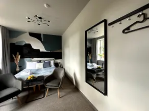 Modern Studio Stay I Compact Calm - Image 3