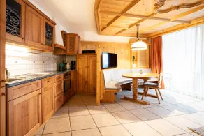Traditional Cozy Apartment - Image 5