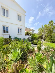 4BR Luxury Villa with Private Pool, Garden & BBQ - Image 2