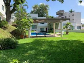 House for 8 | 2 pools | 6 minutes from downtown - Image 4