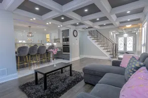 Luxery relaxation, 4bed,2.5 washrooms - Image 2