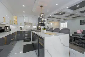 Luxery relaxation, 4bed,2.5 washrooms - Image 3